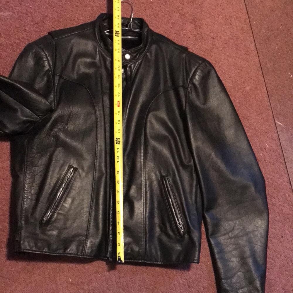 Vintage authentic Mens BERMANS Heavy Black Leather jacket size 40. - Picture 11 of 12